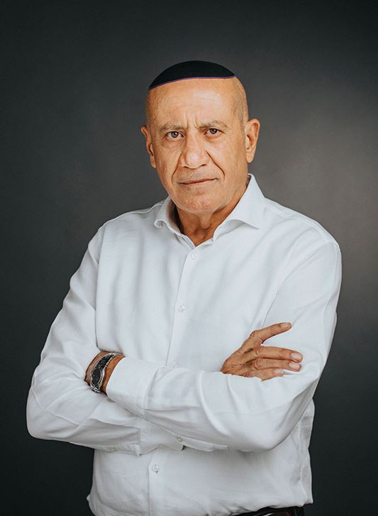 אבי רחמים <br /><strong>יו"ר ובעלים קבוצת אבי רחמים</strong>
